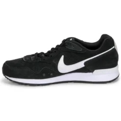 Nike VENTURE RUNNER SUEDE Couleur Noir / Blanc -i-run.fr shop 19008119 500 D