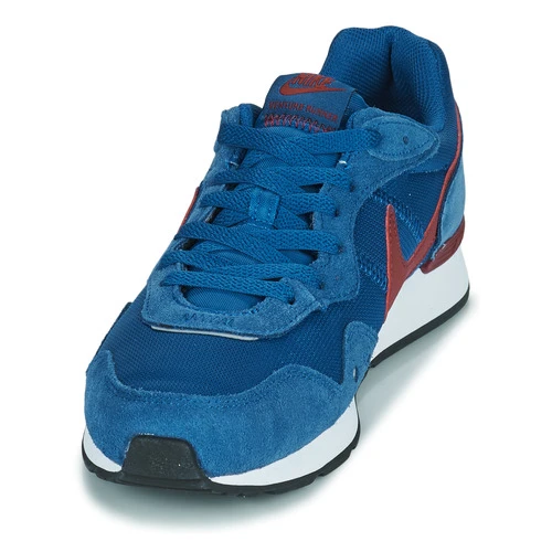 Nike NIKE VENTURE RUNNER Couleur Bleu / Rouge 3 Nike NIKE VENTURE RUNNER Couleur Bleu / Rouge – Image 3
