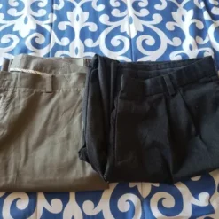 Nike 2 Pantalones Grises Talla 36x34, Marca Dockers